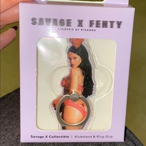 SAVAGE X FENTY phone ring kickstand